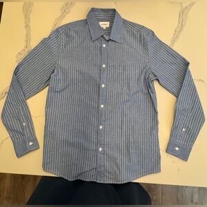 Devred Button Down Striped Long Sleeve Shirt